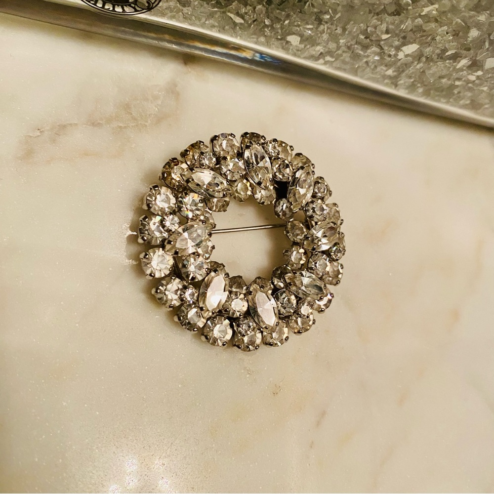 Rare vintage Sherman Christmas brooch ✨
